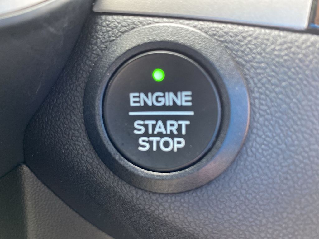 Thumbnail: 2022 Ford Escape - 32