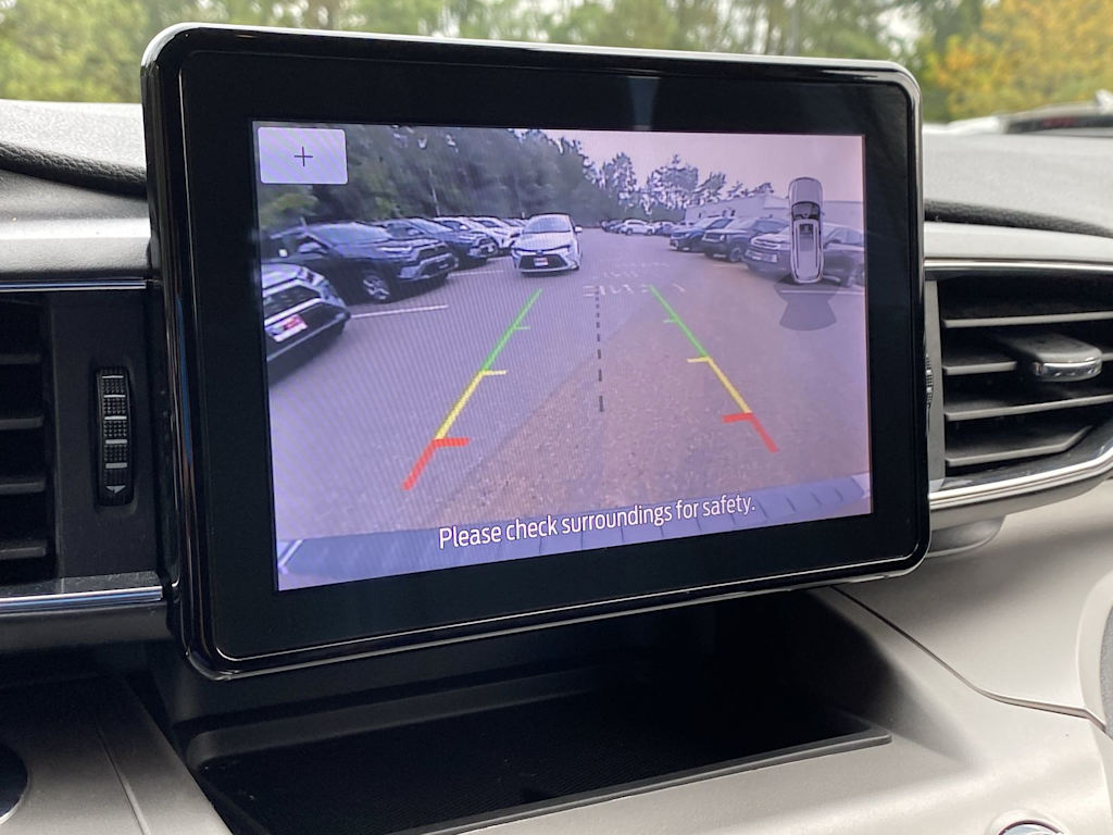 Thumbnail: 2021 Ford Explorer - 30