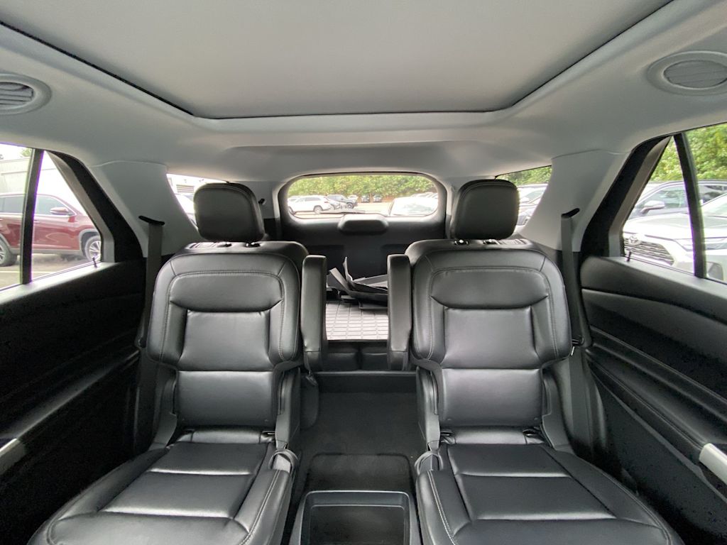 Thumbnail: 2021 Ford Explorer - 28