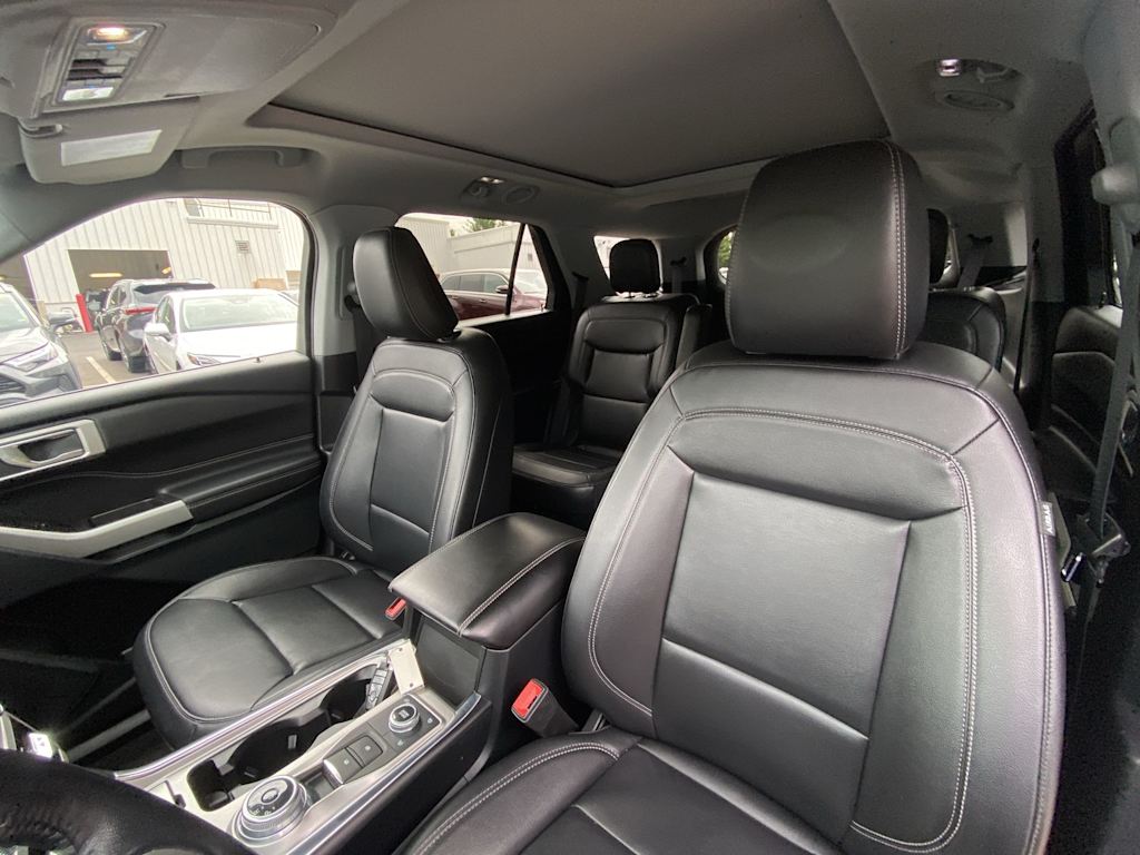 Thumbnail: 2021 Ford Explorer - 9