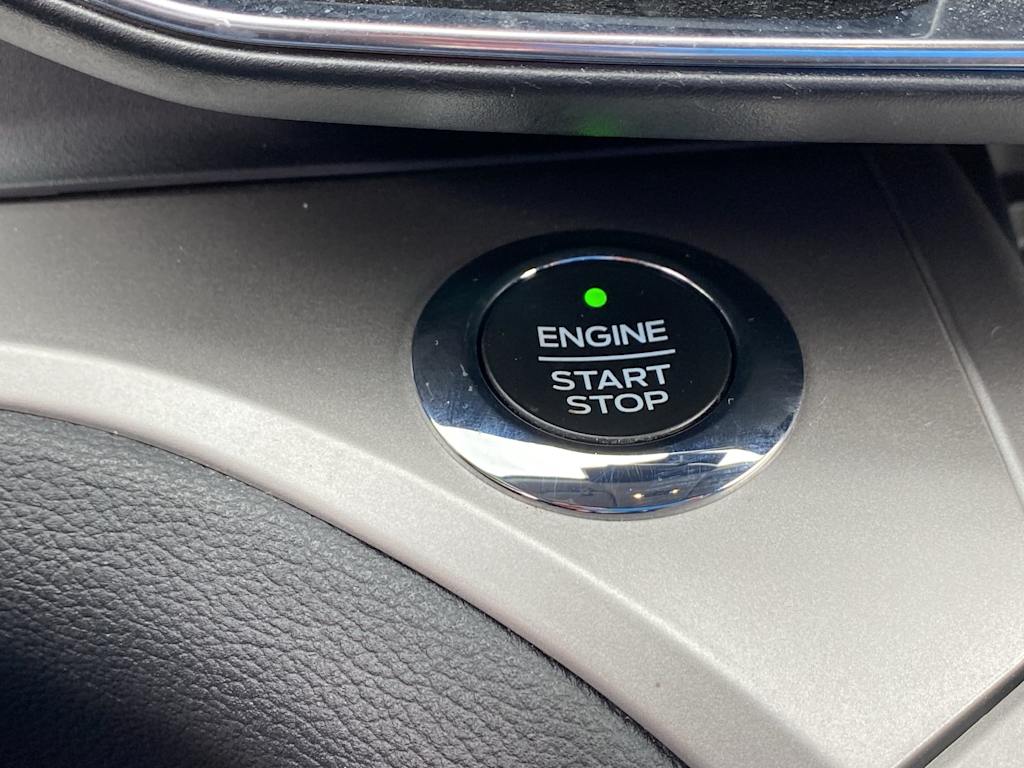 Thumbnail: 2021 Ford Explorer - 31