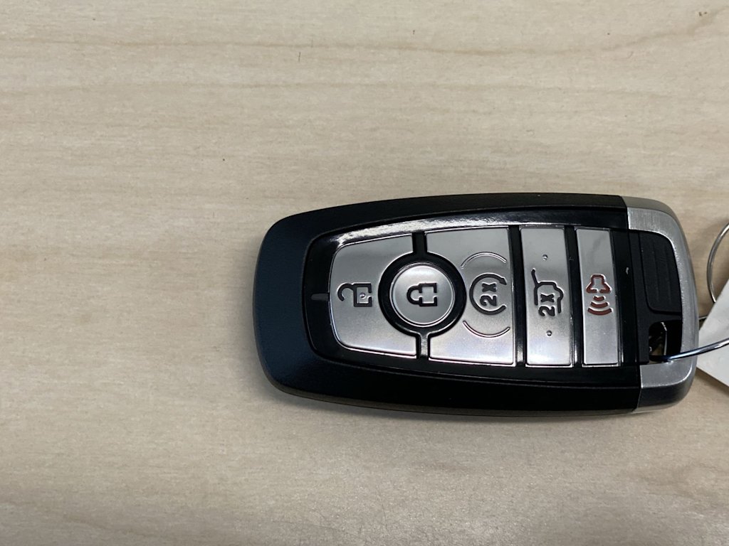 Thumbnail: 2021 Ford Explorer - 32