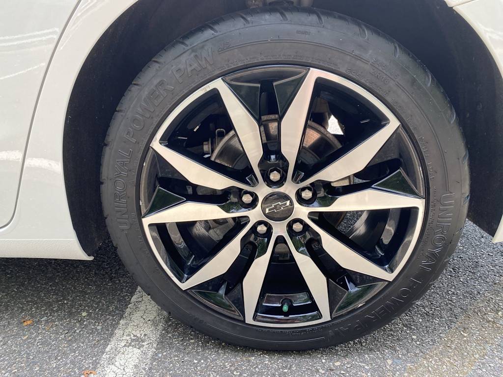 Thumbnail: 2021 Chevrolet Malibu - 26