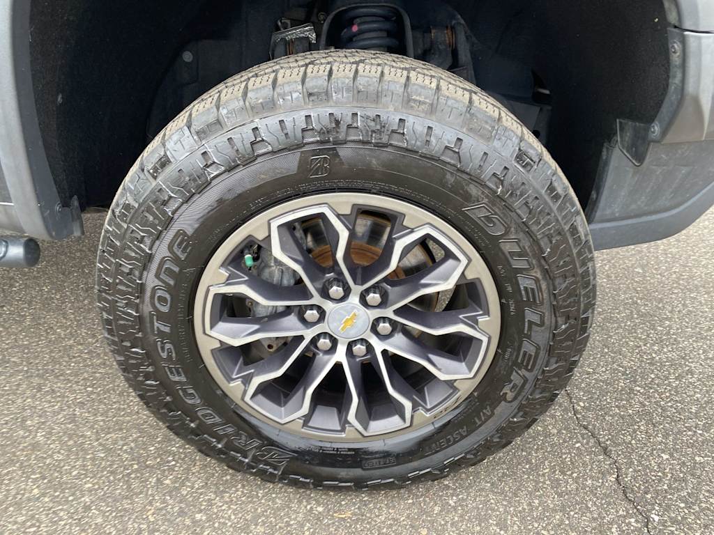 Thumbnail: 2020 Chevrolet Colorado - 22