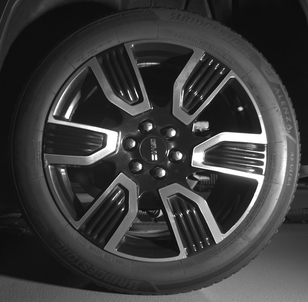 Thumbnail: 2021 GMC Acadia - 32