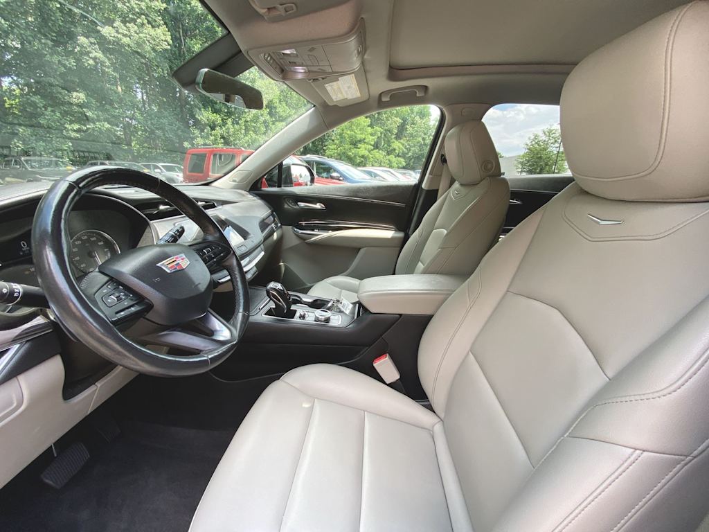 Thumbnail: 2019 Cadillac XT4 - 7