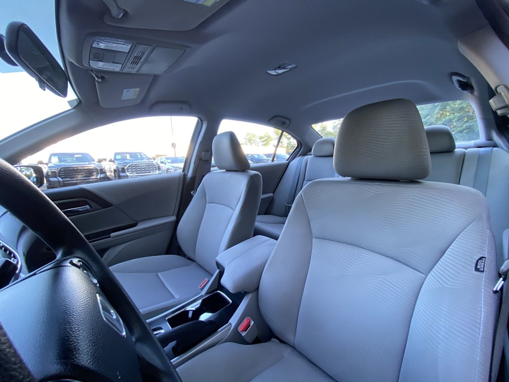 Thumbnail: 2015 Honda Accord - 11