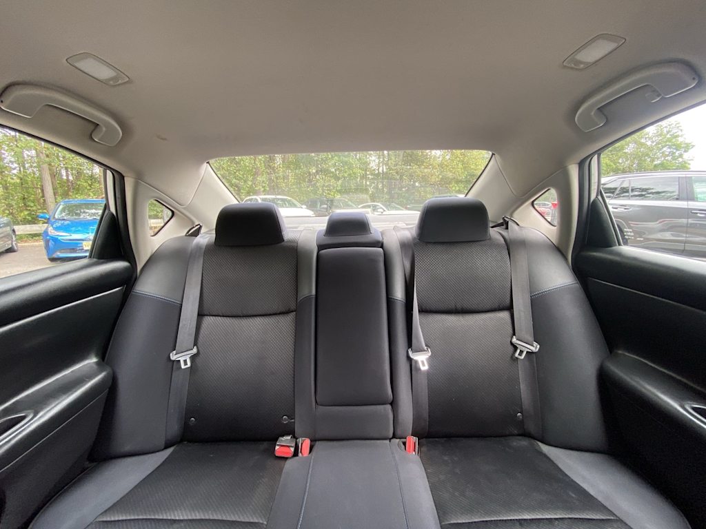 Thumbnail: 2016 Nissan Altima - 27
