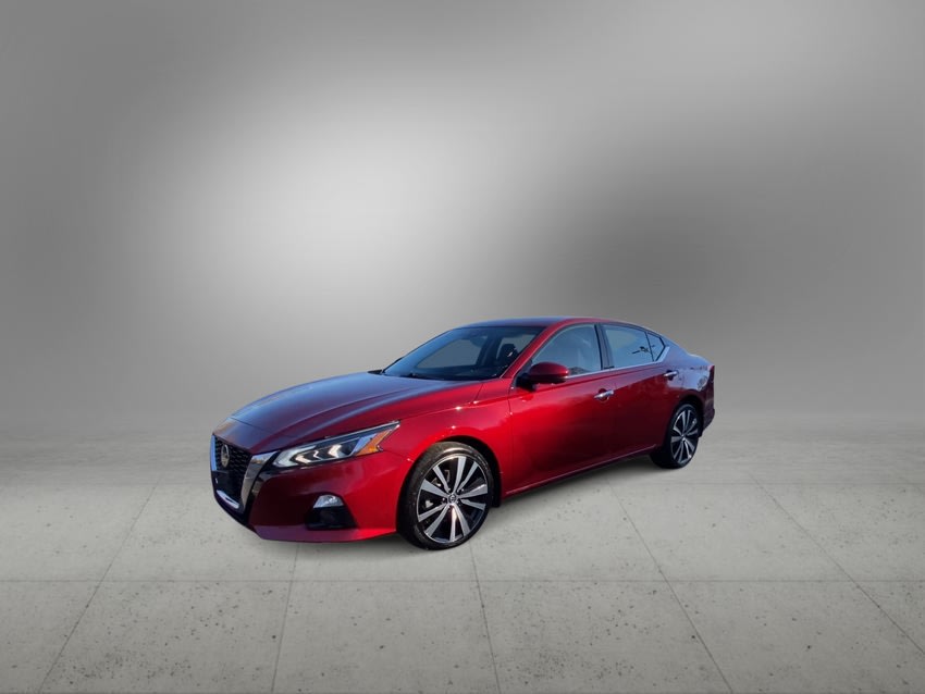 2021 Nissan Altima Platinum 17