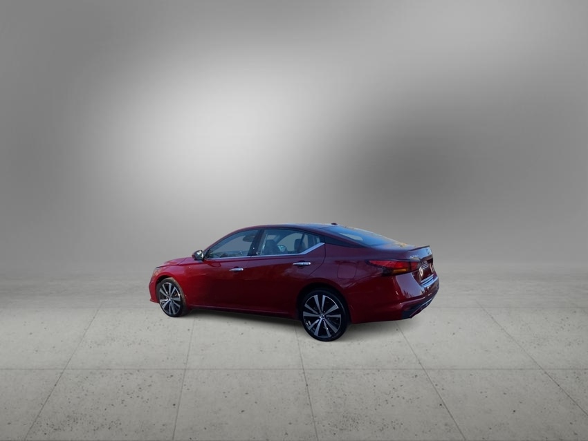 2021 Nissan Altima Platinum 18