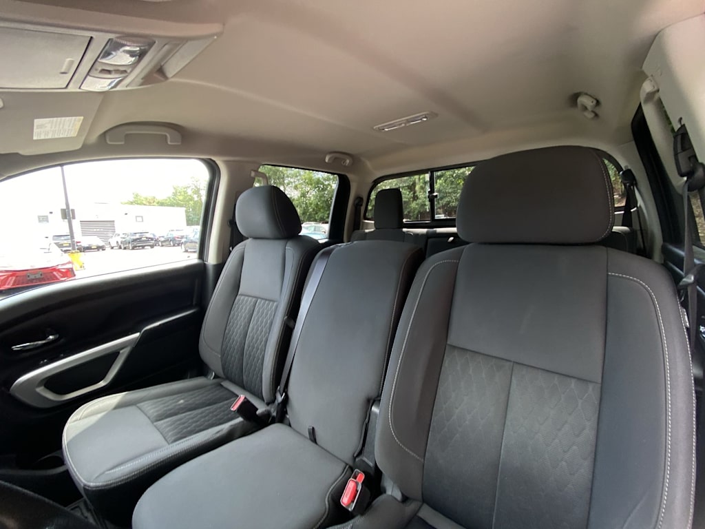 Thumbnail: 2018 Nissan Titan - 12