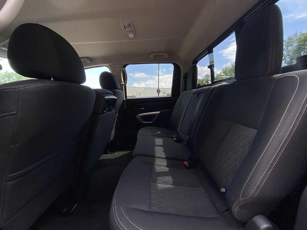 Thumbnail: 2018 Nissan Titan - 30
