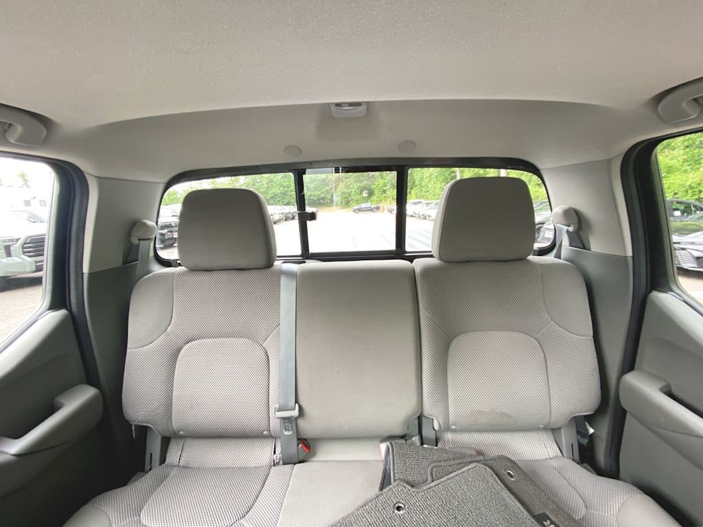 2018 Nissan Frontier SV 28