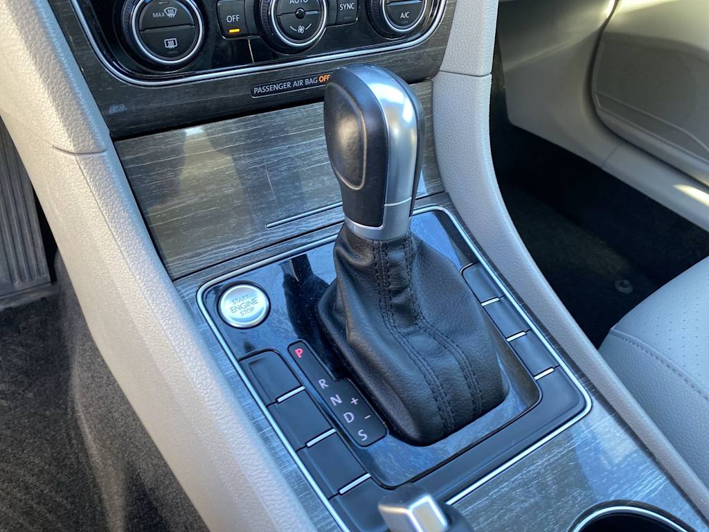Thumbnail: 2018 Volkswagen Passat - 29