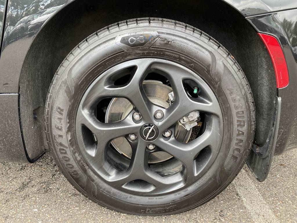 Thumbnail: 2021 Chrysler Pacifica - 28