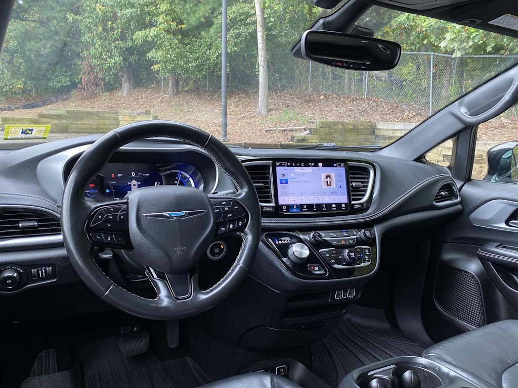 Thumbnail: 2021 Chrysler Pacifica - 9