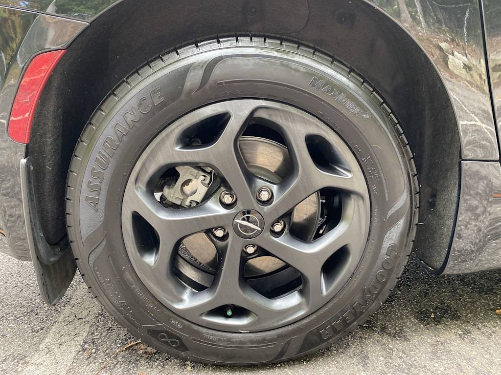 Thumbnail: 2021 Chrysler Pacifica - 29