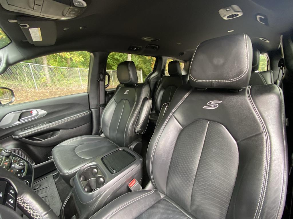Thumbnail: 2021 Chrysler Pacifica - 11