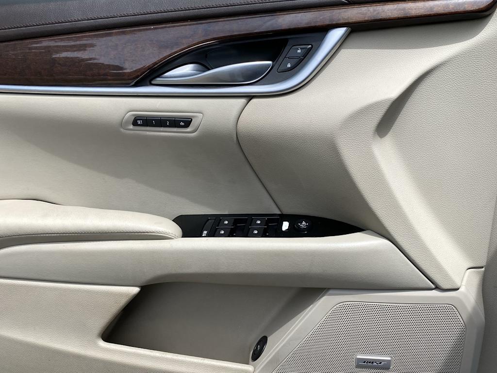 Thumbnail: 2017 Cadillac XTS - 26