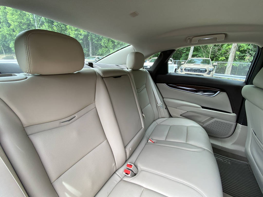 Thumbnail: 2017 Cadillac XTS - 29