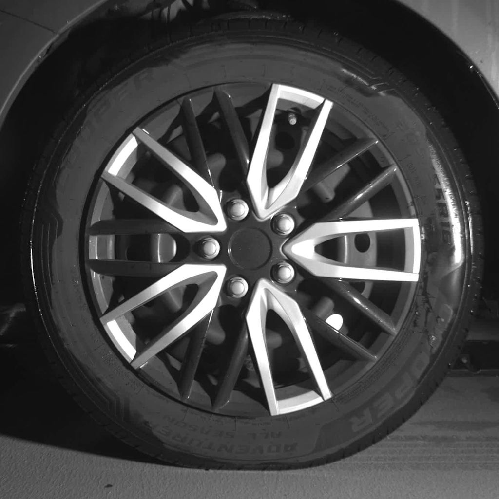 Thumbnail: 2013 Toyota Corolla - 12
