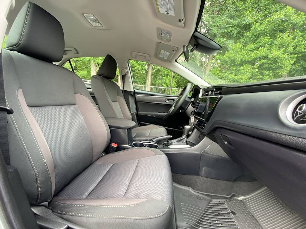 Thumbnail: 2018 Toyota Corolla - 30
