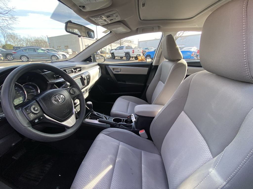 Thumbnail: 2014 Toyota Corolla - 10