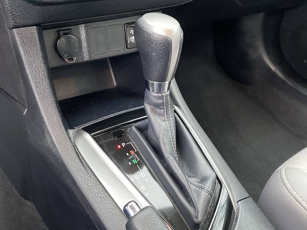 Thumbnail: 2015 Toyota Corolla - 14