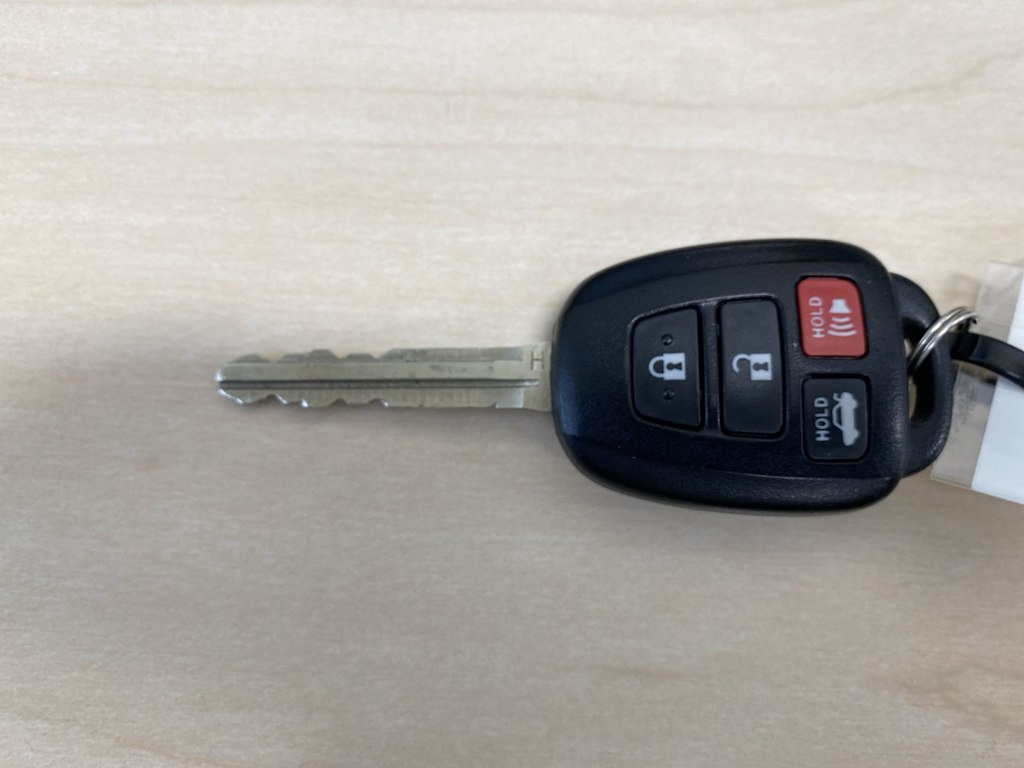 Thumbnail: 2015 Toyota Corolla - 17