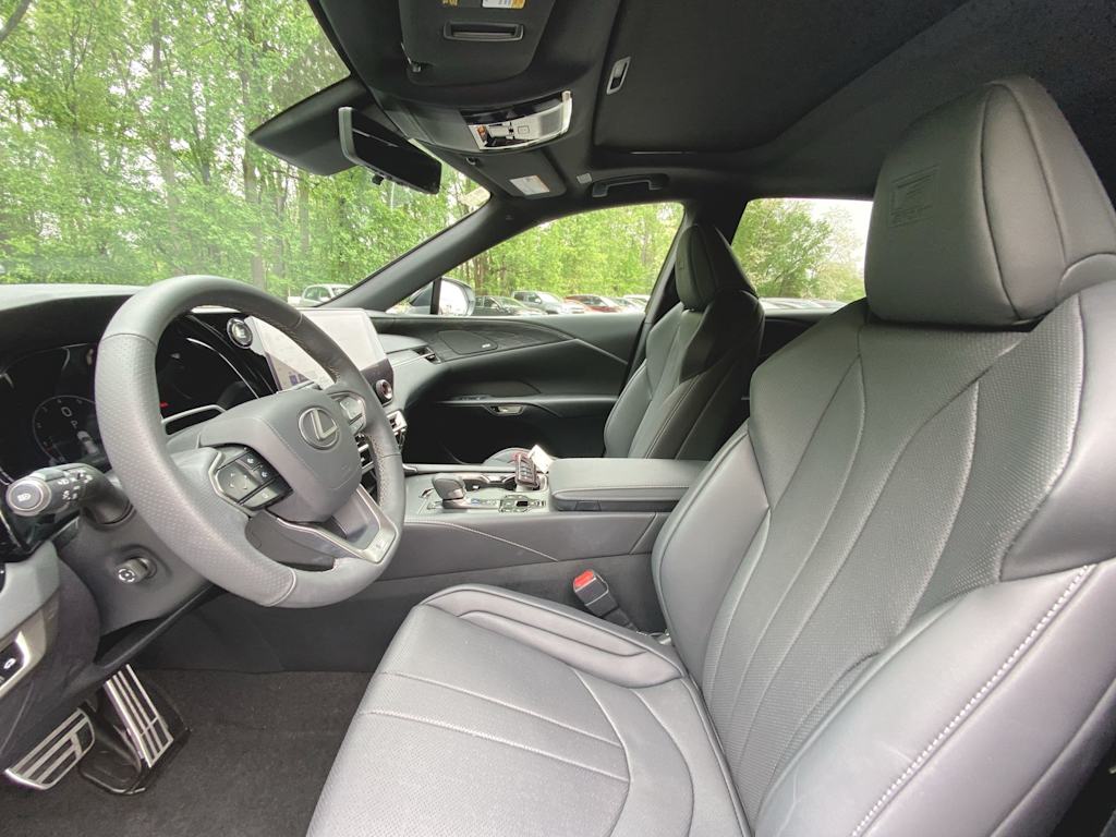 2024 Lexus RX 350 Sport Handling 7