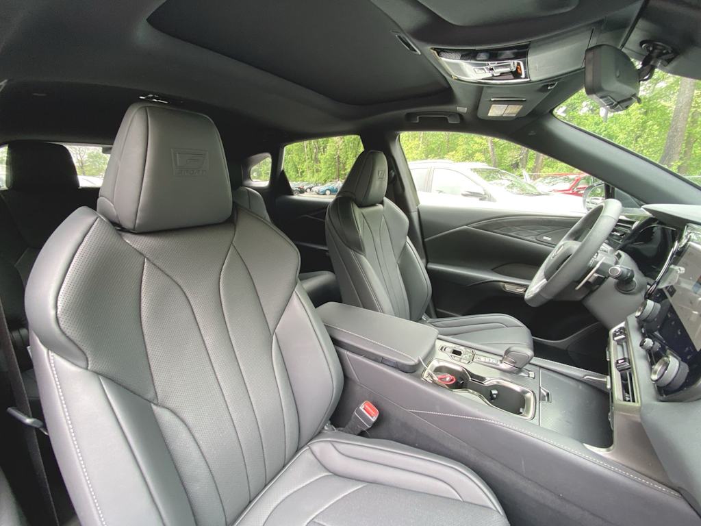 2024 Lexus RX 350 Sport Handling 26