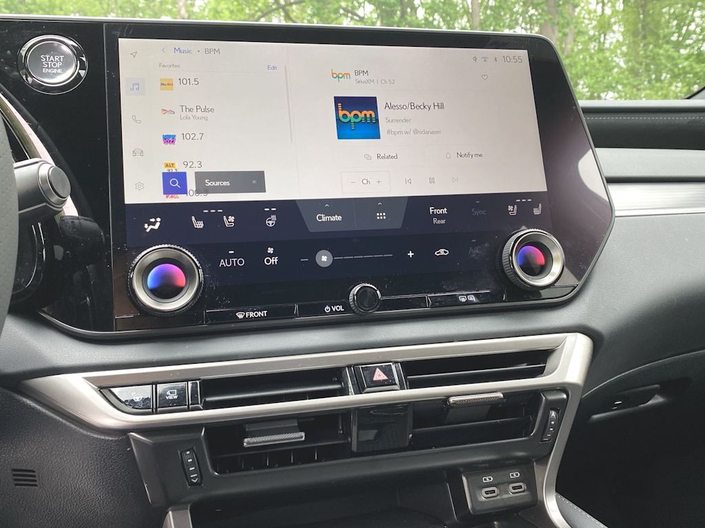 2024 Lexus RX 350 Sport Handling 29