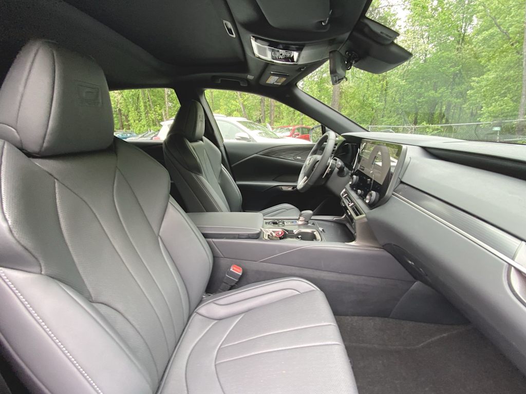 2024 Lexus RX 350 Sport Handling 25