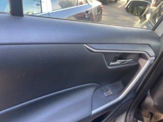 Thumbnail: 2021 Toyota RAV4 - 27