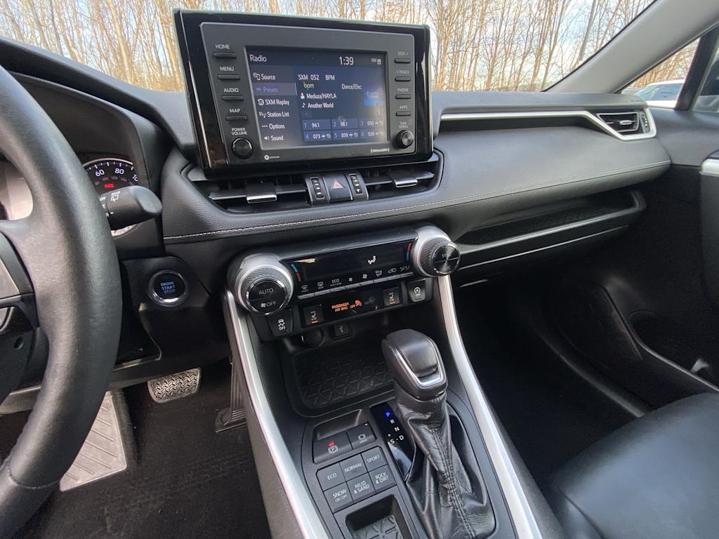 Thumbnail: 2021 Toyota RAV4 - 7