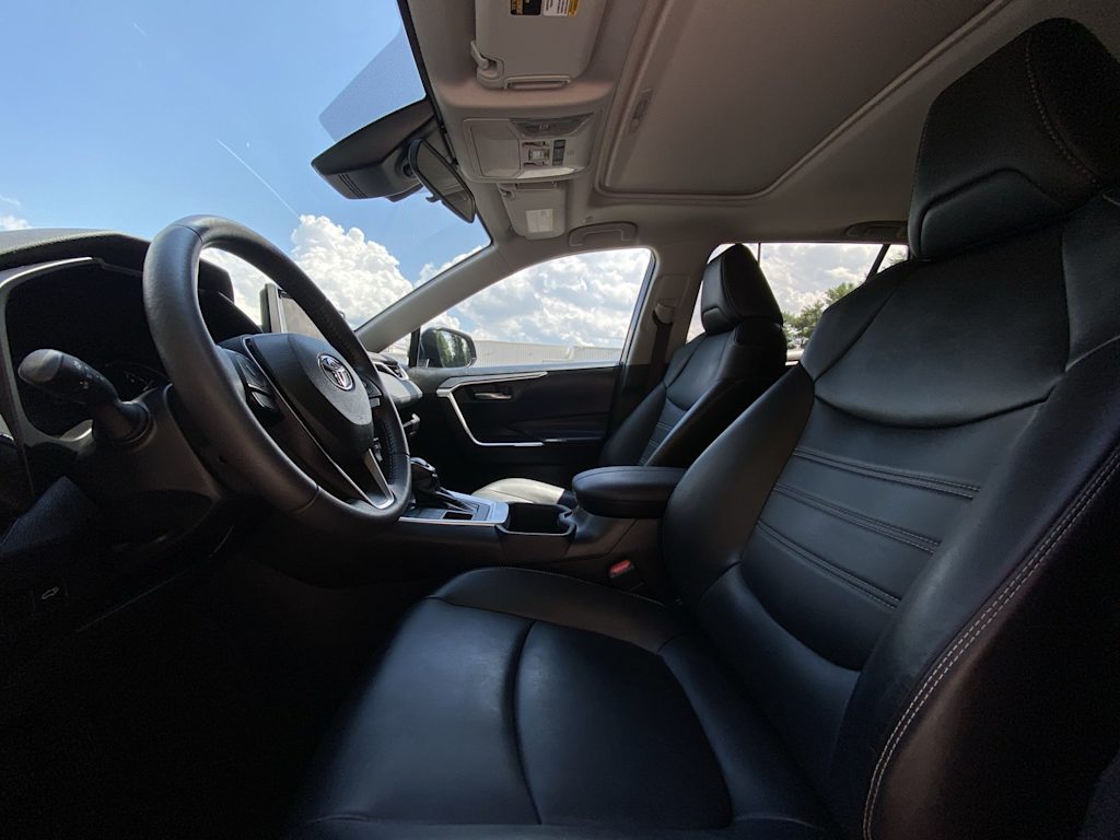 Thumbnail: 2024 Toyota RAV4 - 10