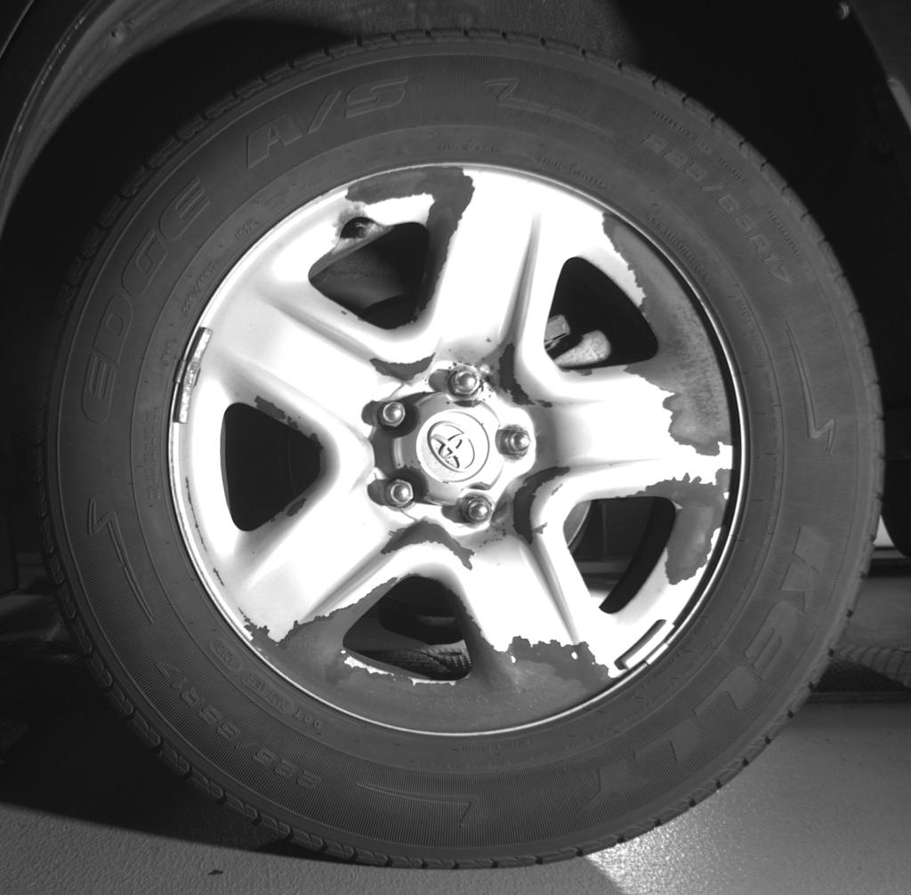 Thumbnail: 2011 Toyota RAV4 - 11