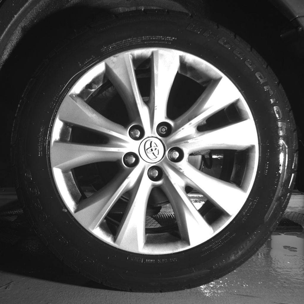 Thumbnail: 2014 Toyota RAV4 - 11