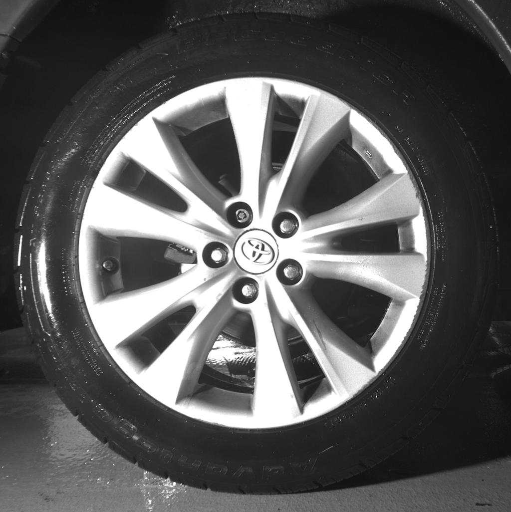 Thumbnail: 2014 Toyota RAV4 - 12