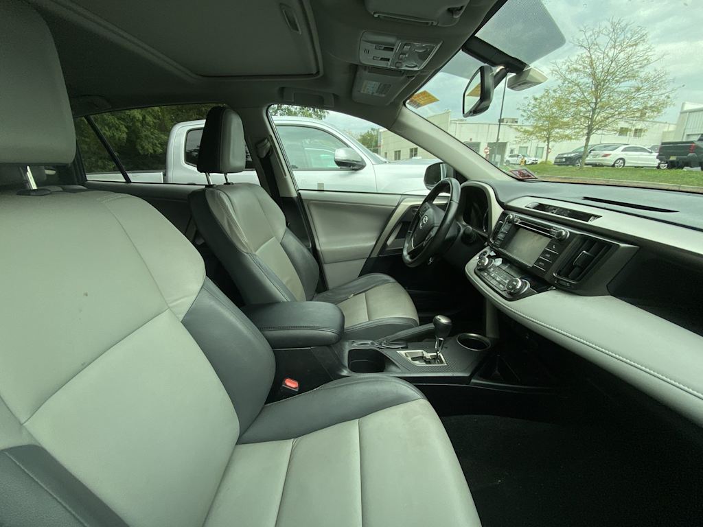 Thumbnail: 2013 Toyota RAV4 - 5
