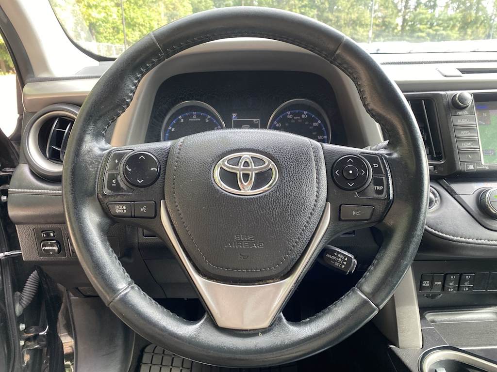 Thumbnail: 2017 Toyota RAV4 - 12