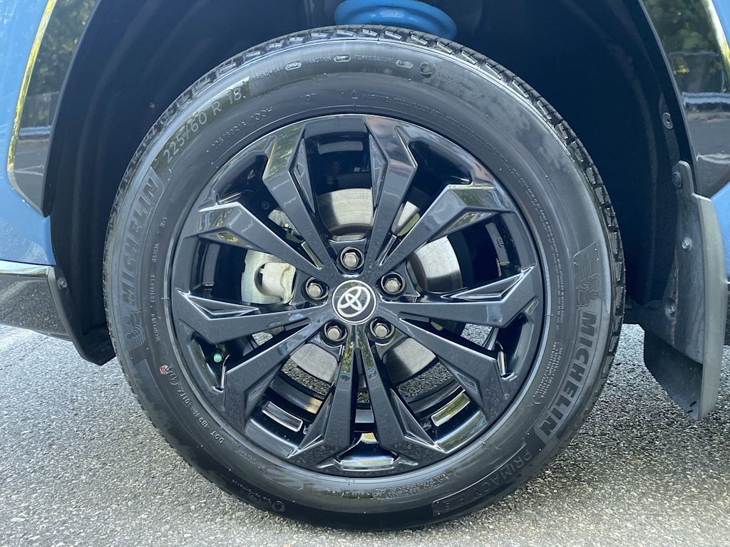 Thumbnail: 2024 Toyota RAV4 - 8