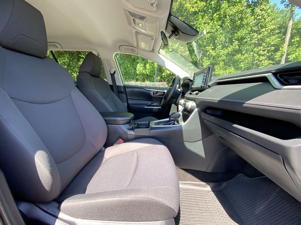 Thumbnail: 2019 Toyota RAV4 - 30