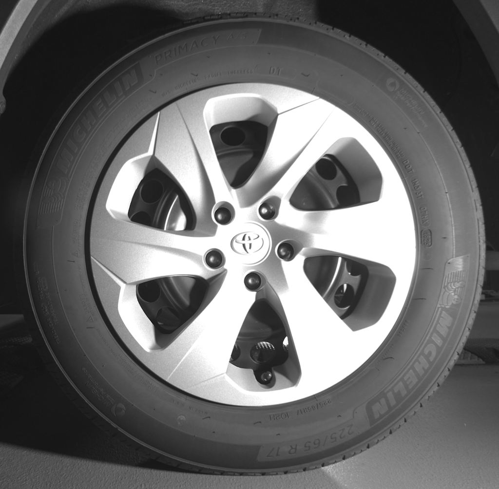 Thumbnail: 2025 Toyota RAV4 - 13