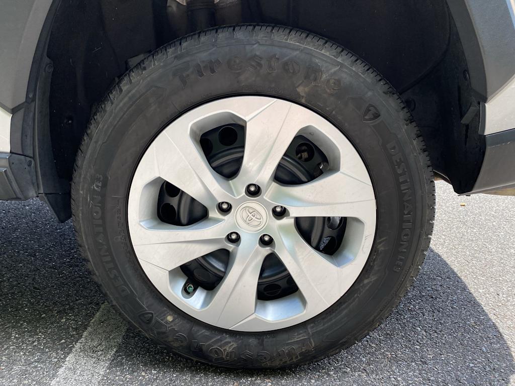 Thumbnail: 2021 Toyota RAV4 - 27