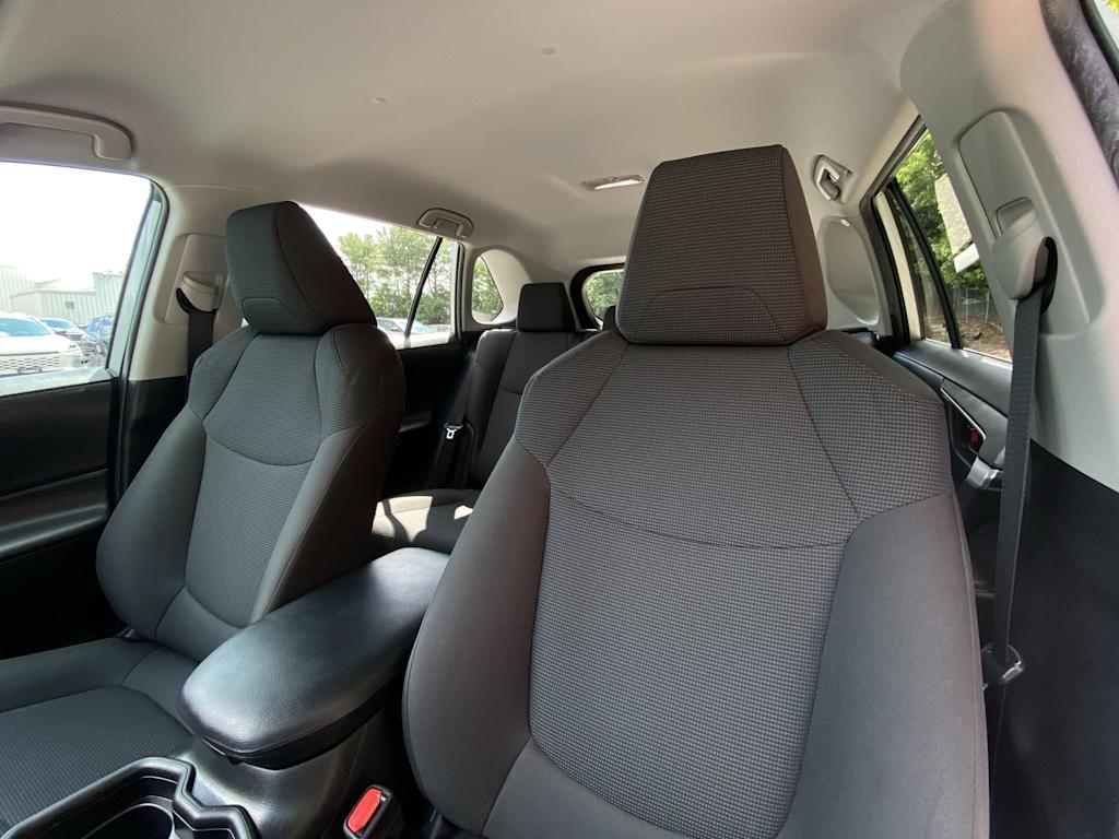 Thumbnail: 2021 Toyota RAV4 - 11