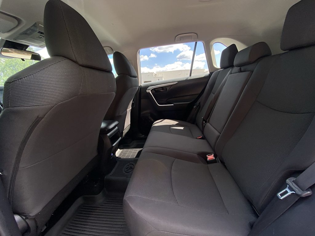 Thumbnail: 2021 Toyota RAV4 - 12