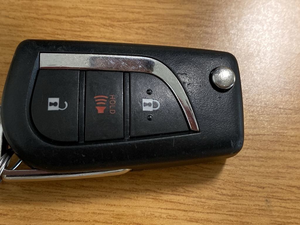 Thumbnail: 2021 Toyota RAV4 - 36