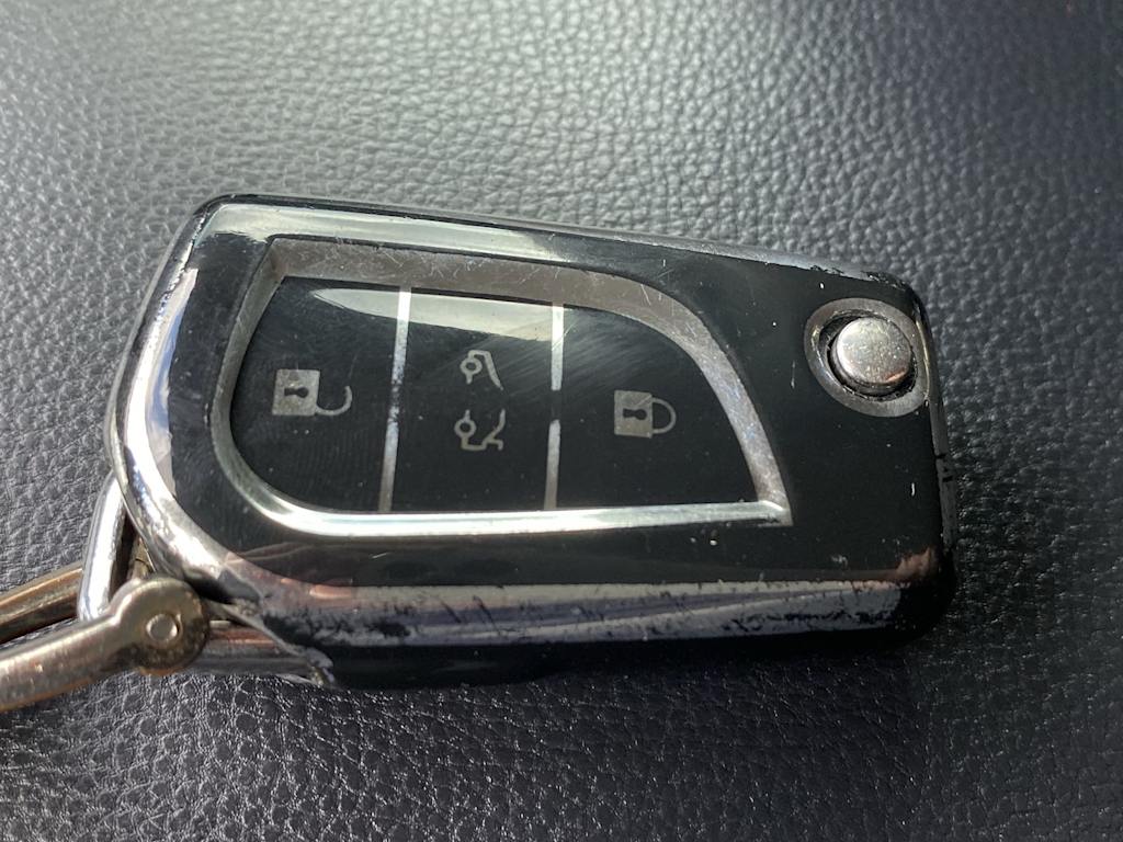 Thumbnail: 2021 Toyota RAV4 - 18