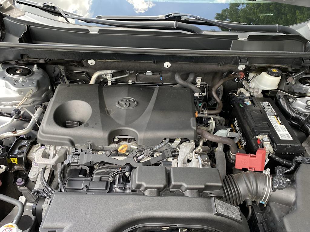 Thumbnail: 2021 Toyota RAV4 - 8